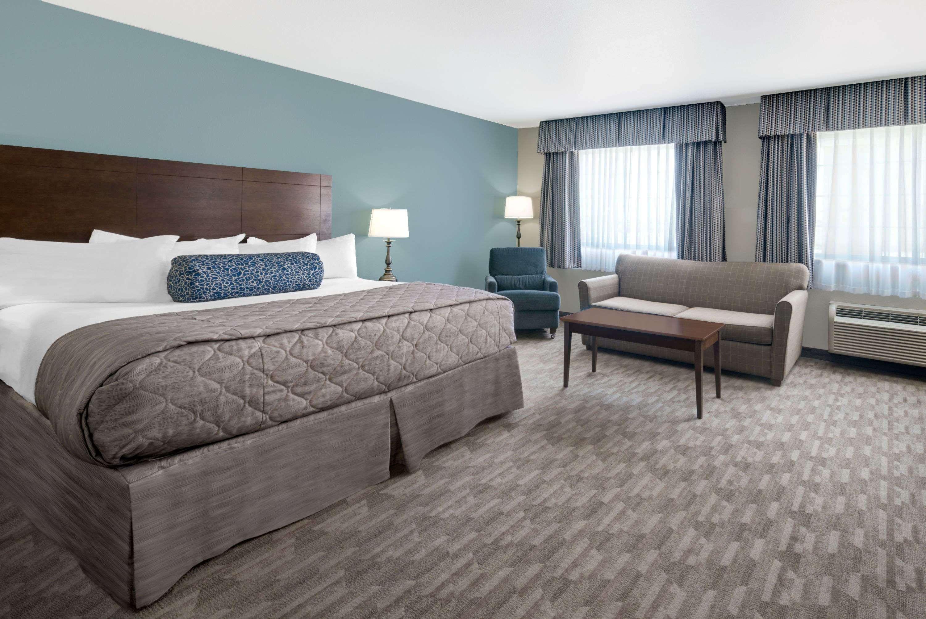 Baymont By Wyndham Minot Hotel Ngoại thất bức ảnh