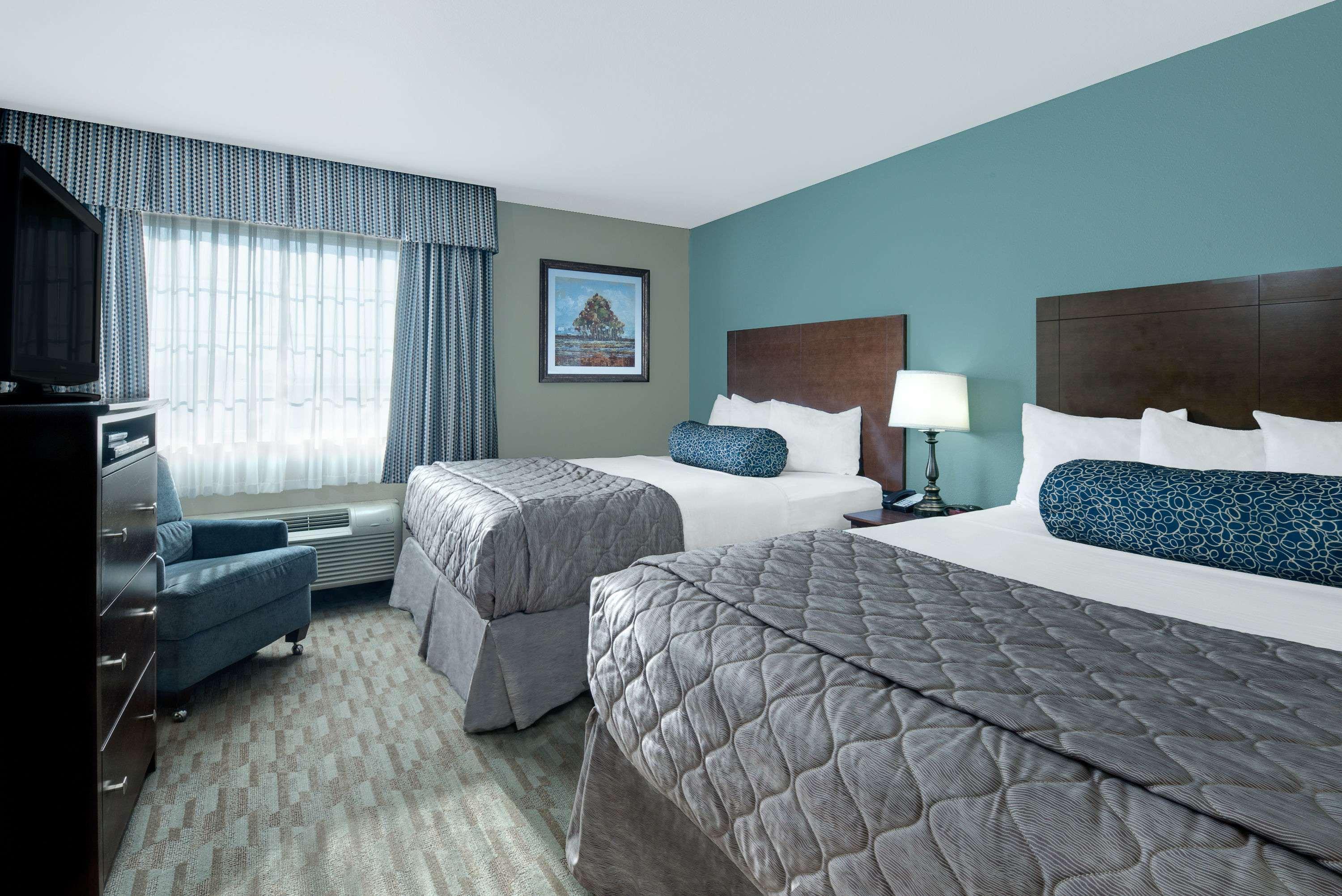 Baymont By Wyndham Minot Hotel Ngoại thất bức ảnh