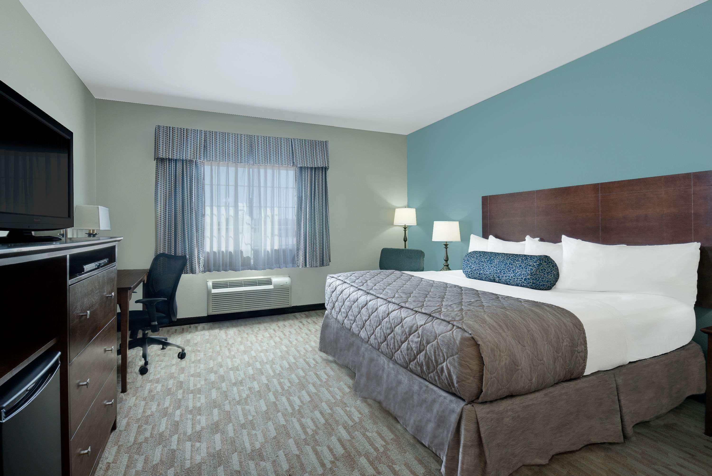 Baymont By Wyndham Minot Hotel Ngoại thất bức ảnh